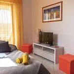 Nevera, Sea View And Private Parking Apartmán
