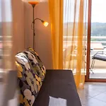 Apartmán Nevera, Sea View And Private Parking